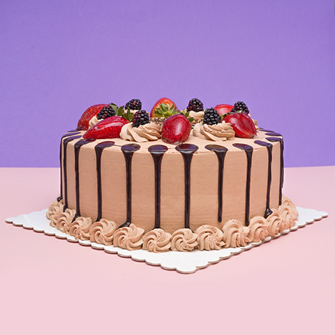 Coffee Bliss: Mocha Cream Birthday Cake with Decadent Chocolate Sauce