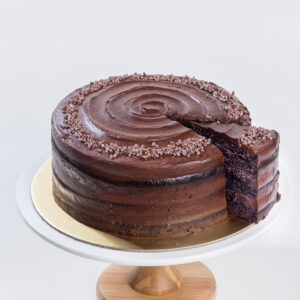 Belgian Chocolate Truffle Cake 004